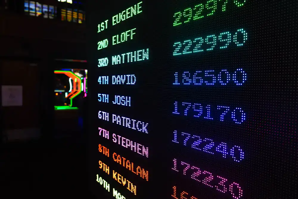 Esports live leaderboard projection tracking real-time standings
